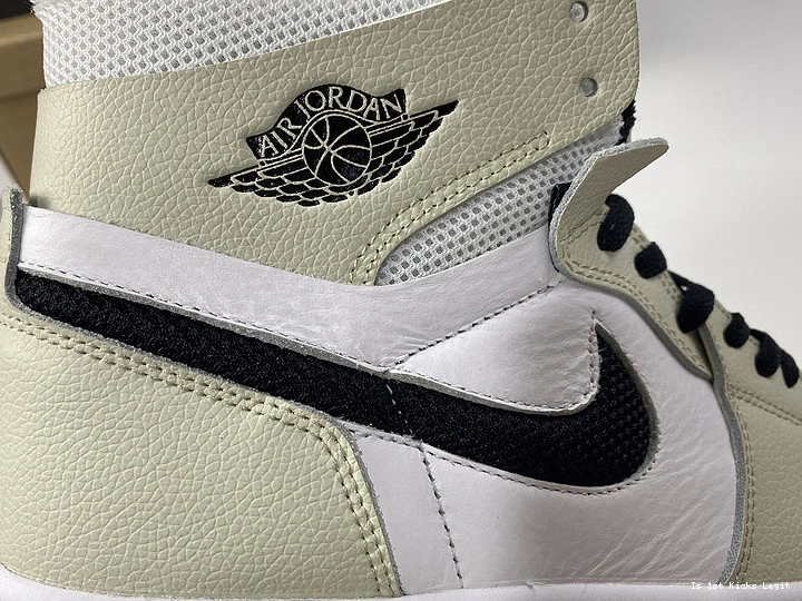 Air CT0979-002 - Jordan CMFT Zoom (W) High Sail 1 0408